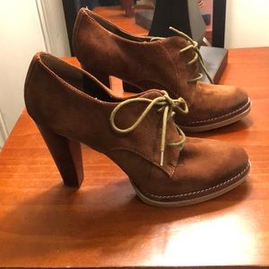 BCBGeneration platform 4inch heeled oxfords